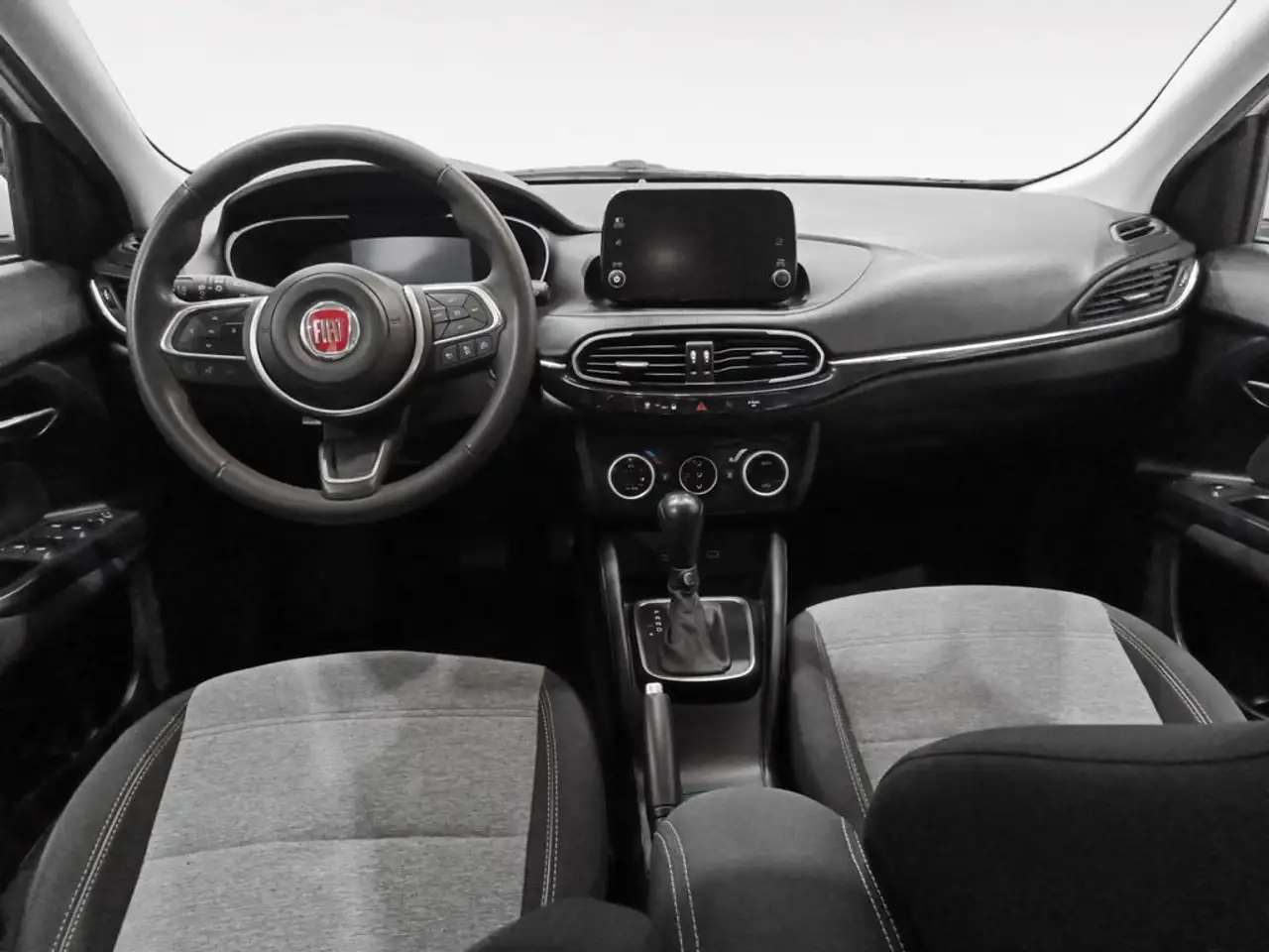 2022 Fiat Tipo 1.5 Hybrid Cross DCT 96KW, photograph 6