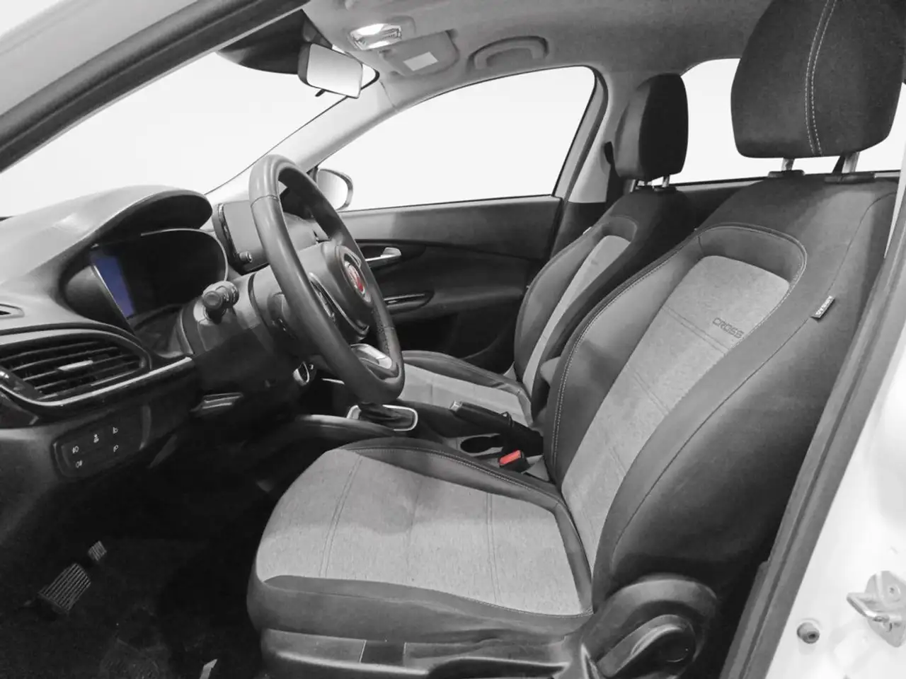 2022 Fiat Tipo 1.5 Hybrid Cross DCT 96KW, photograph 8