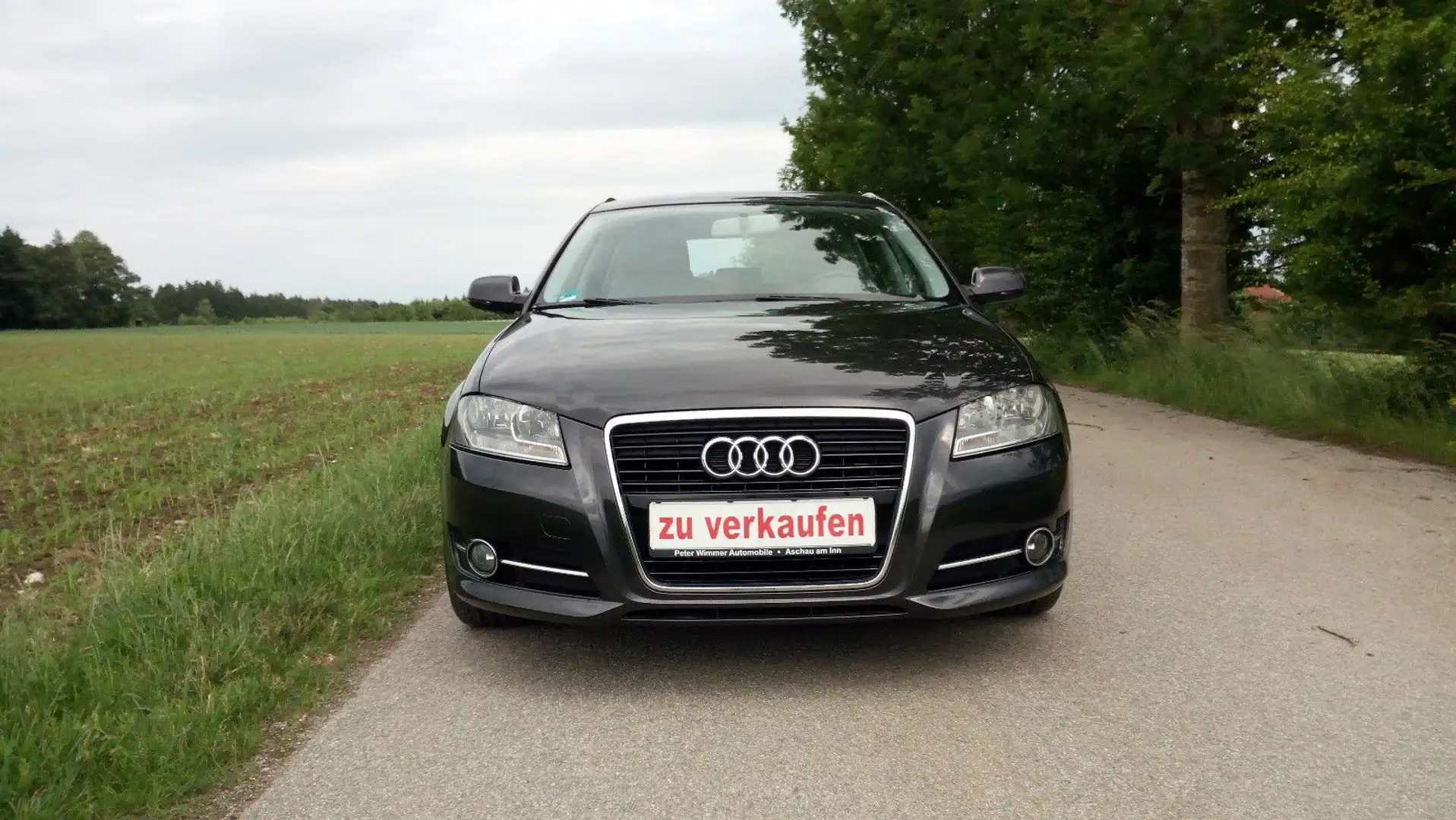 Audi A3 Sportback 1.4 TFSI Ambition Gris - 2
