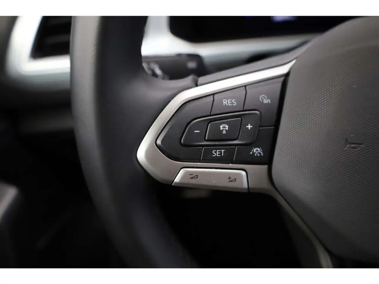 Volkswagen T-Roc 1.0 TSI GOAL 6-Gg. NAV/LED/SH/ACC/Climatr., миниатюра 11