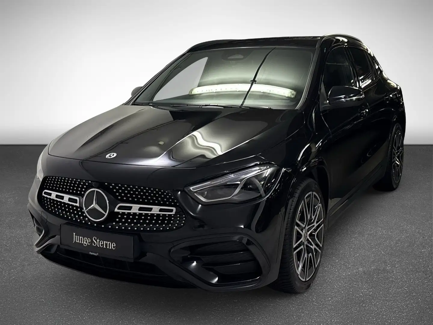 Mercedes-Benz GLA 200 d PTS Cam Navi AUT Wide AHK LED SHZ Schwarz - 2