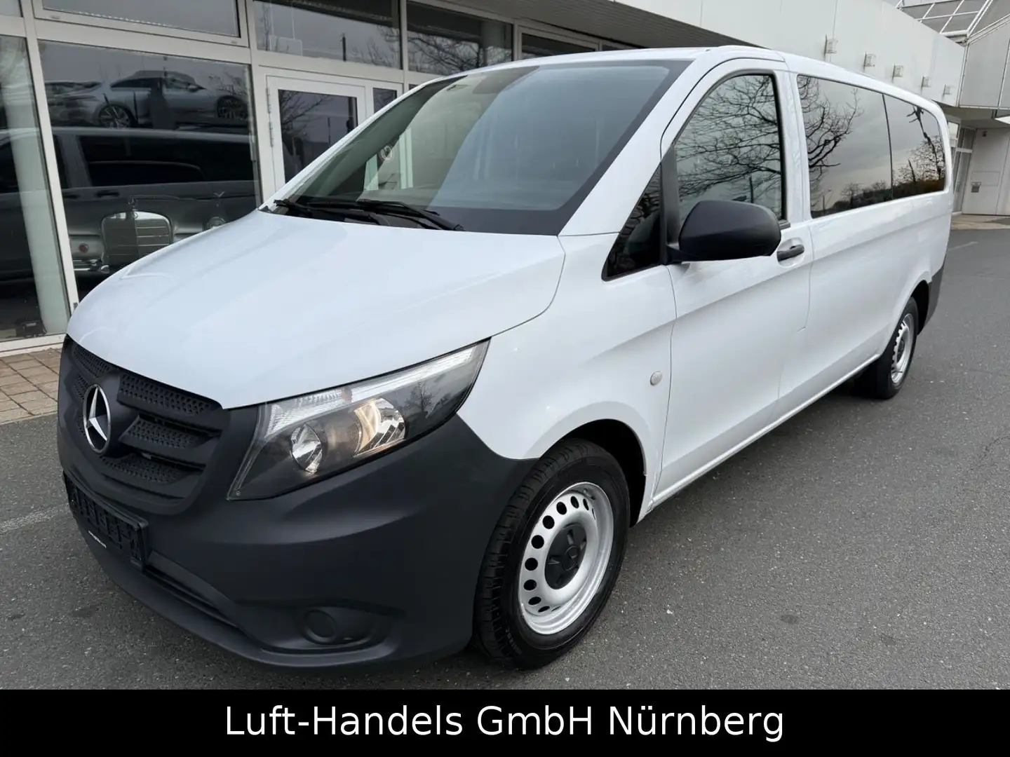 Mercedes-Benz Vito Tourer 116 CDI Pro extralang Automatik Navi Weiß - 1