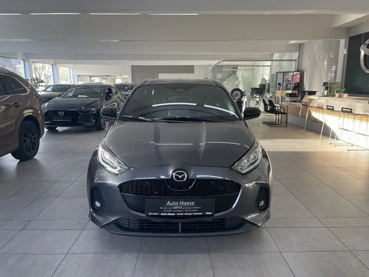 Mazda 2 Hybrid 1.5 116PS  Homura RFK EV Fahrmodus LED Gris - 2