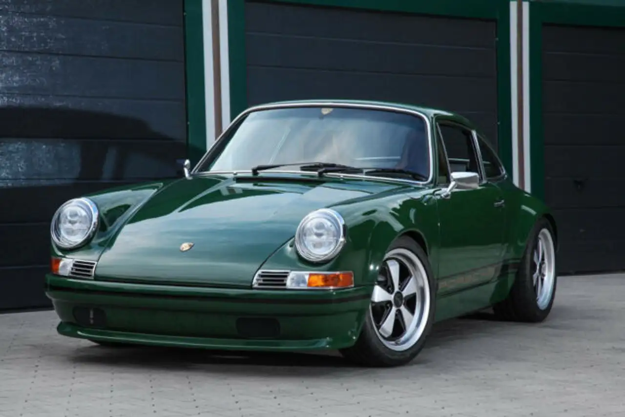 Porsche 964