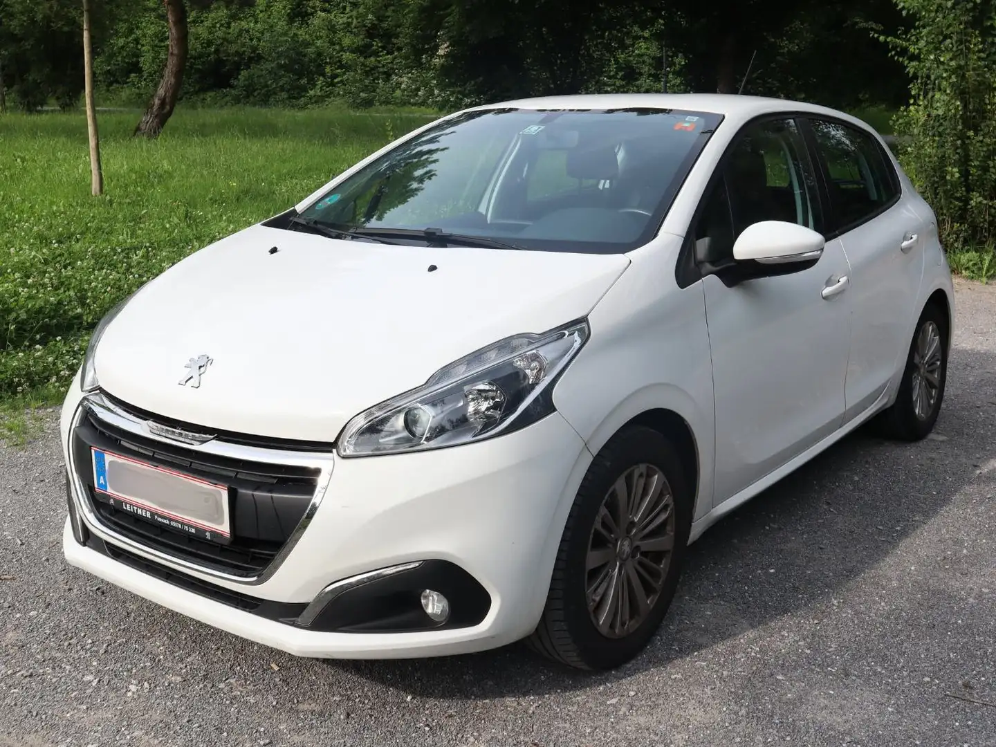 Peugeot 208 208 Active 1,2 PureTech 82 Active - 1