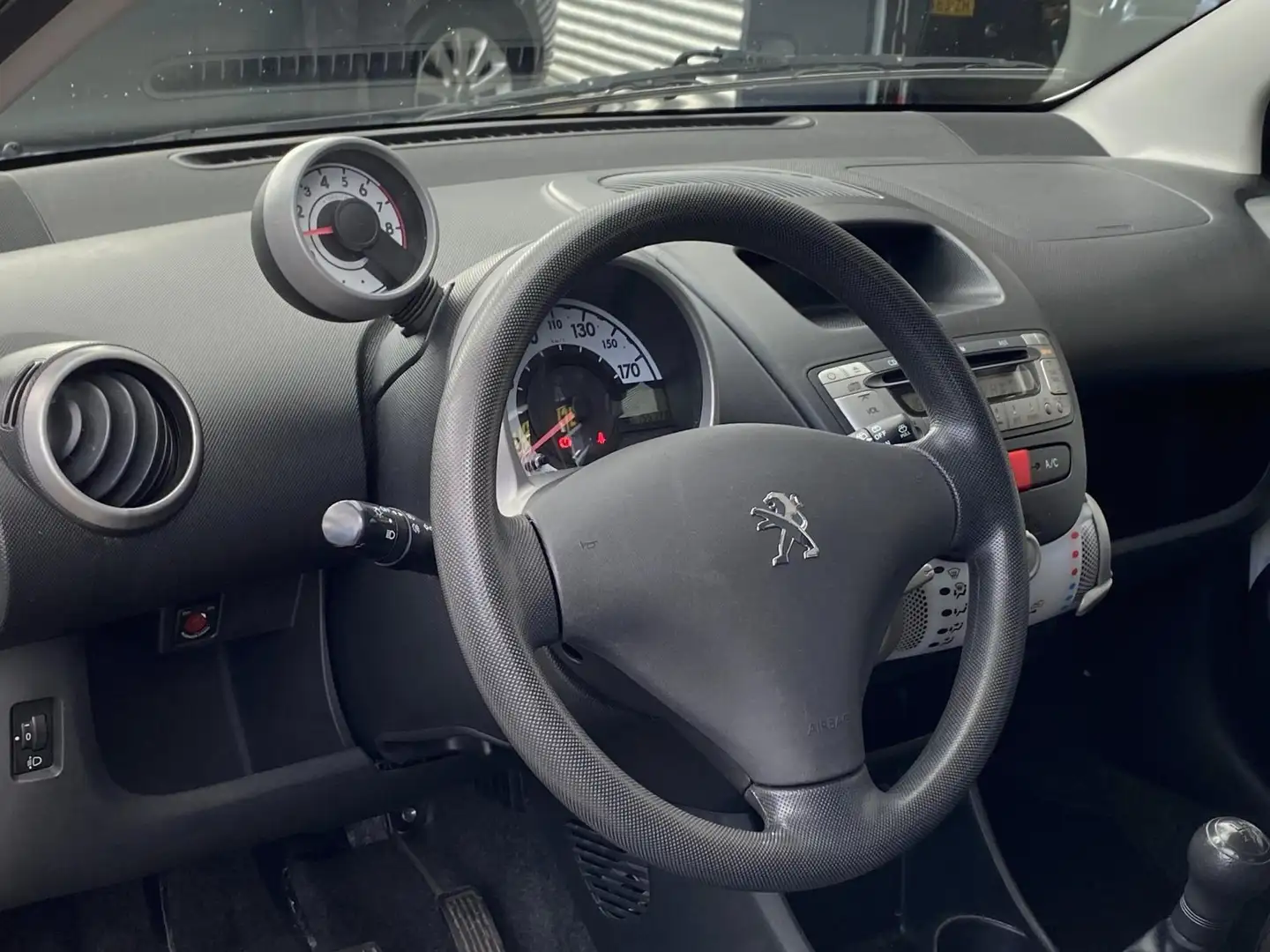 Peugeot 107 1.0 Active Premium Pack - 5Drs I Airco I LED I Com Blanc - 2