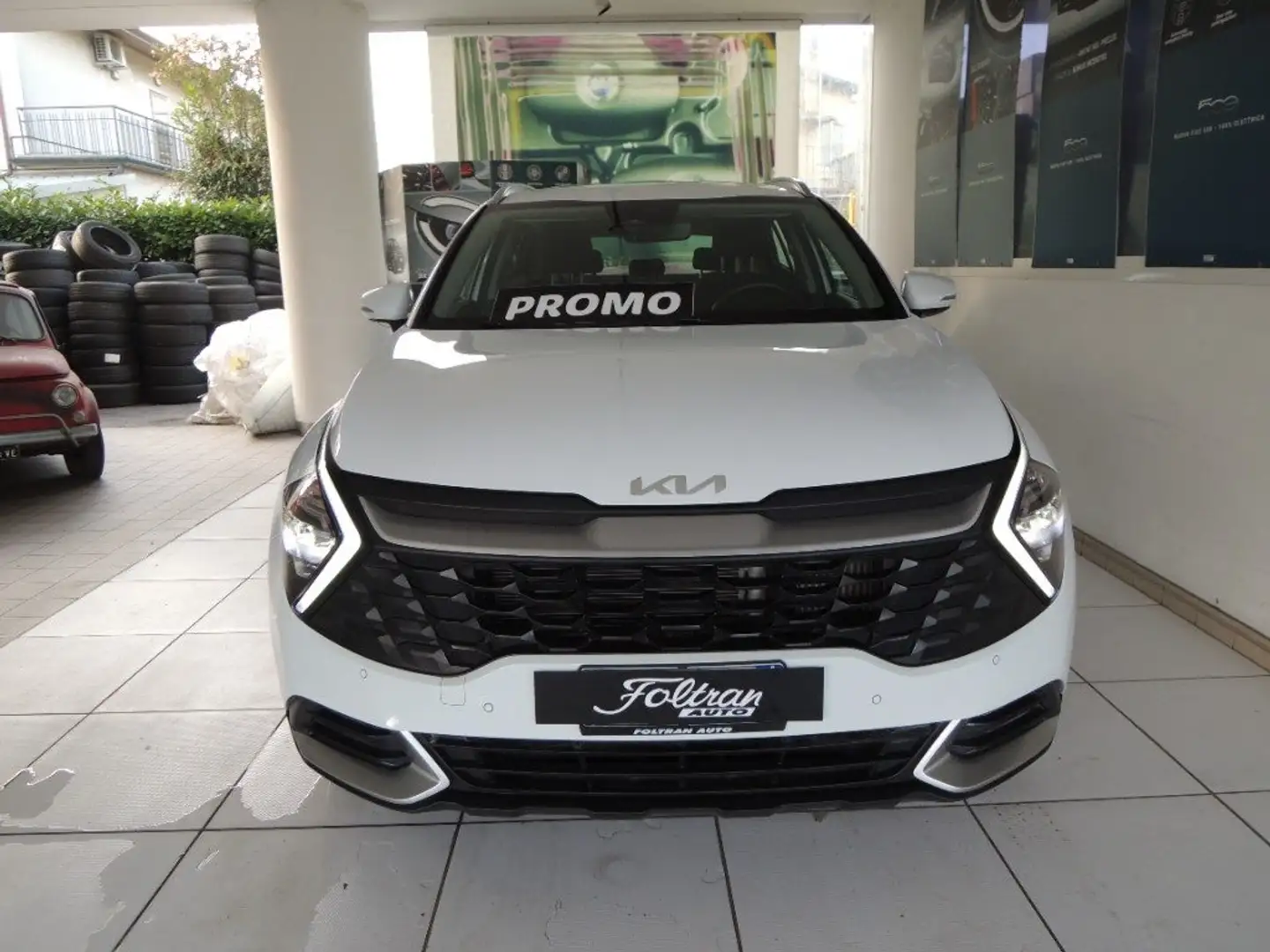 Kia Sportage 1.6 CRDi MHEV Business Weiß - 2