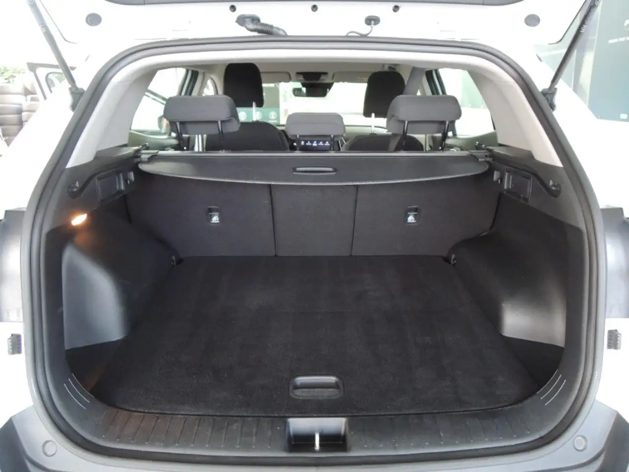Kia Sportage 1.6 CRDi MHEV Business 14