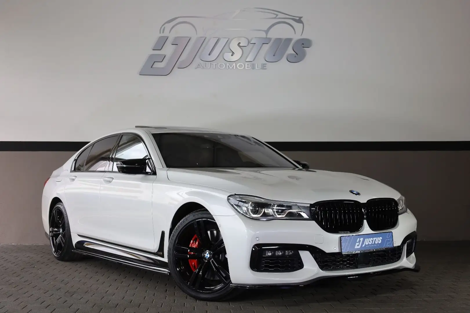 BMW 750 i xDrive/360*/HUD/NIGHT/ACC/AIR/4xSHZ/B&W/R20 Weiß - 1