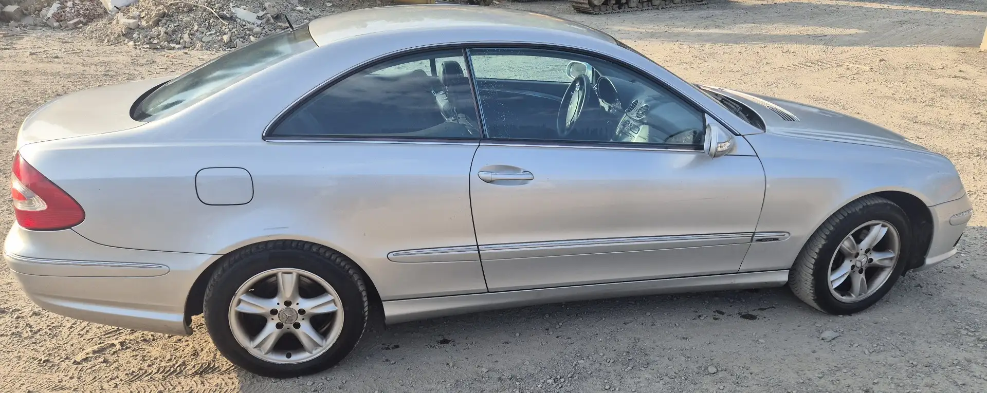 Mercedes-Benz CLK 270 CDI Avantgarde Edition A - 2