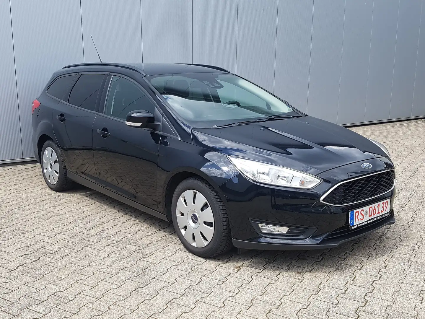 Ford Focus Turnier 1.0 EcoBoost Business*ZAHNRIEMEN-INSP NEU* Nero - 1