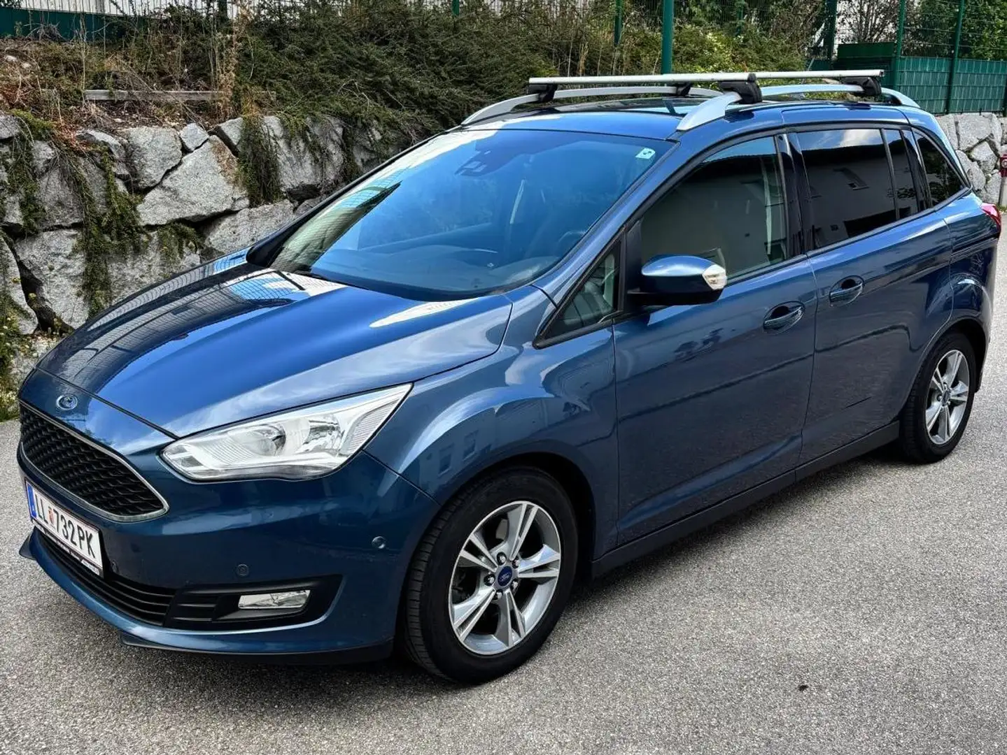 Ford Grand C-Max Grand C-MAX Trend 1,0 EcoBoost S/S Trend Blau - 2