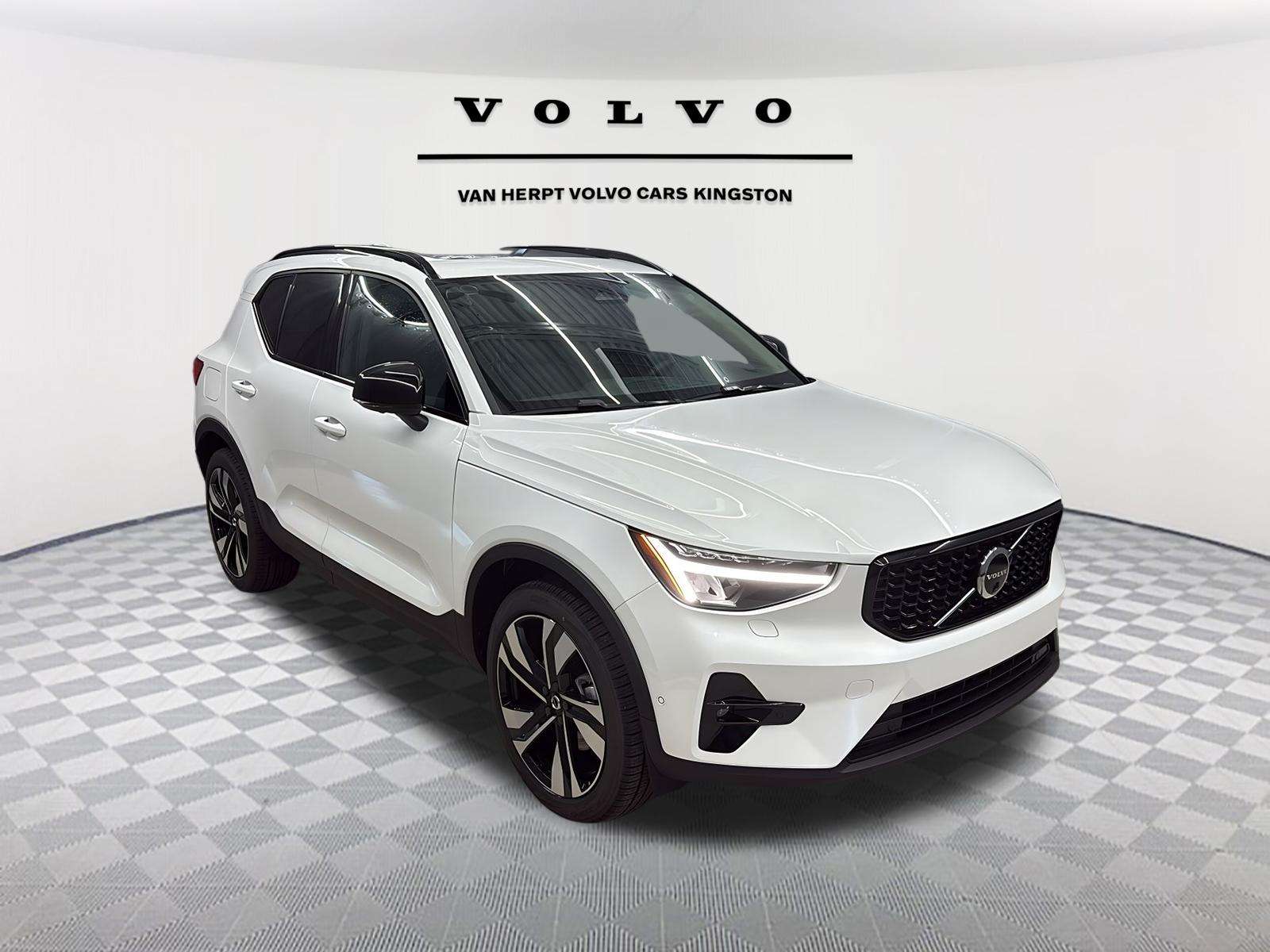 2026 Volvo XC40