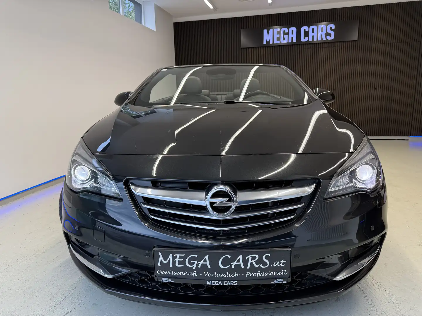Opel Cascada Innovation ecoFlex Zwart - 1