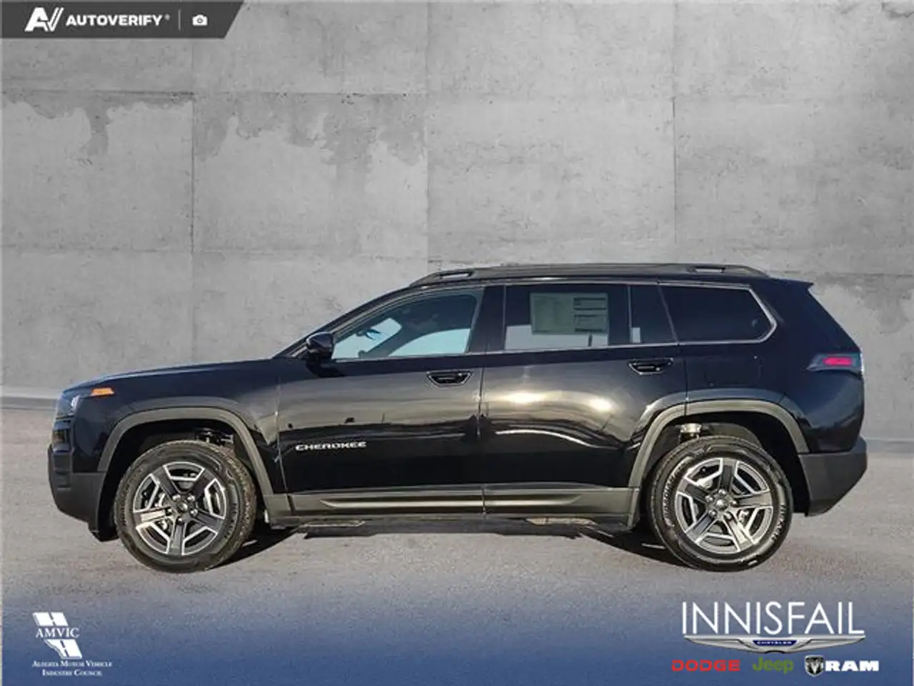 Jeep Cherokee снимка Jeep Cherokee