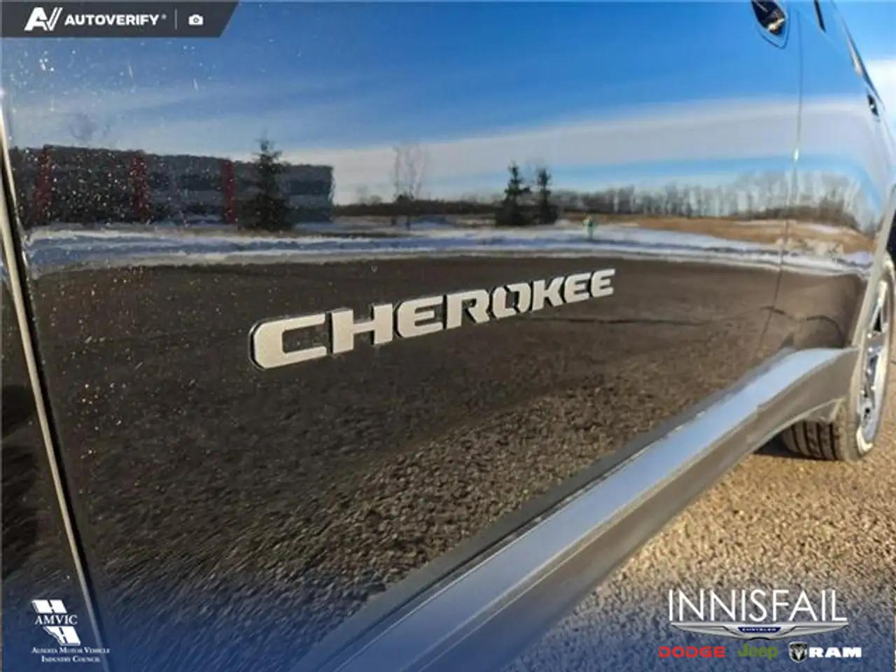 Jeep Cherokee снимка Jeep Cherokee
