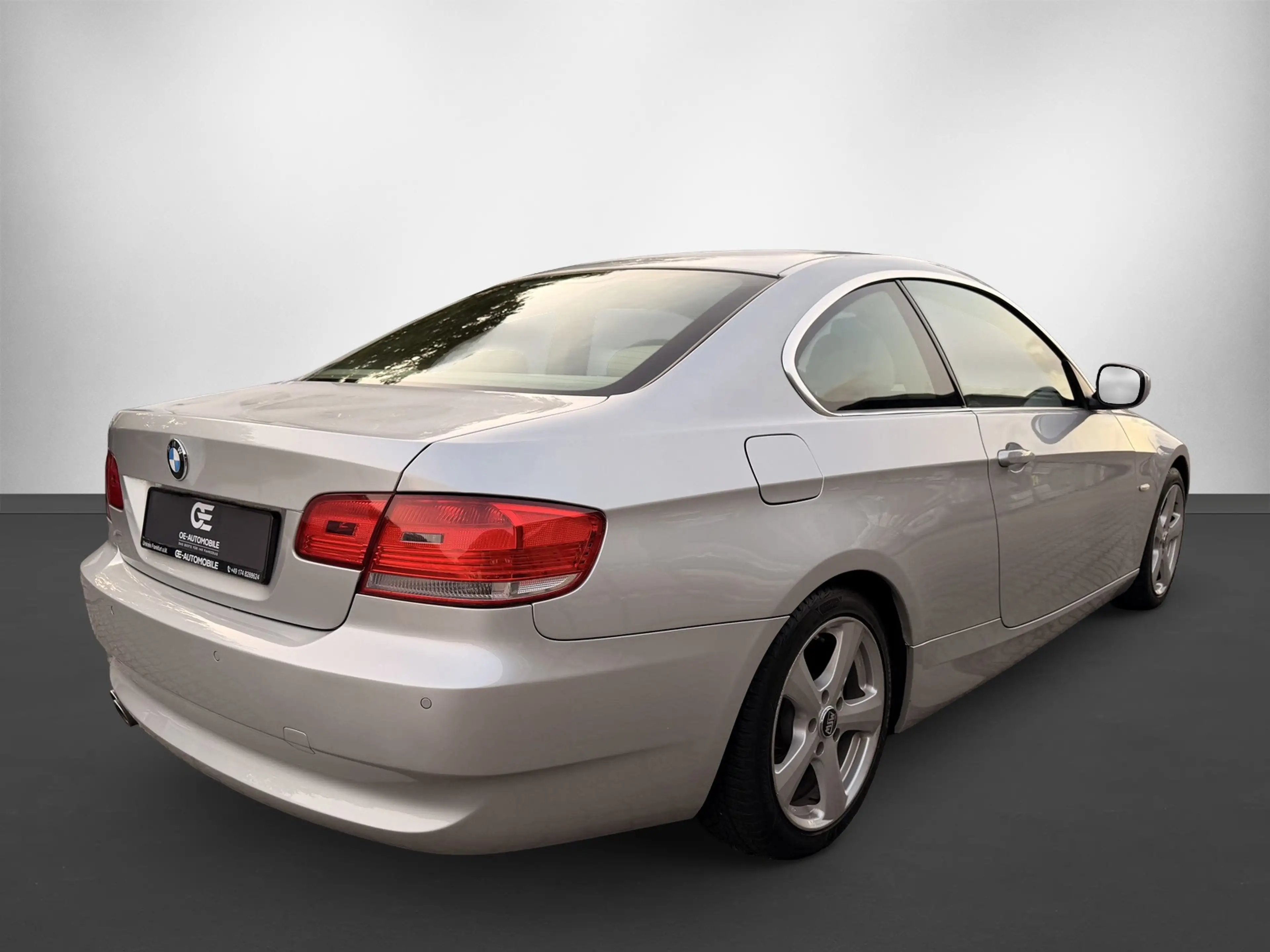 BMW 325 325 i *Autom.*Standheiz.*8-Fach*AHK*SHZ*PDC*TÜV* — photo 6