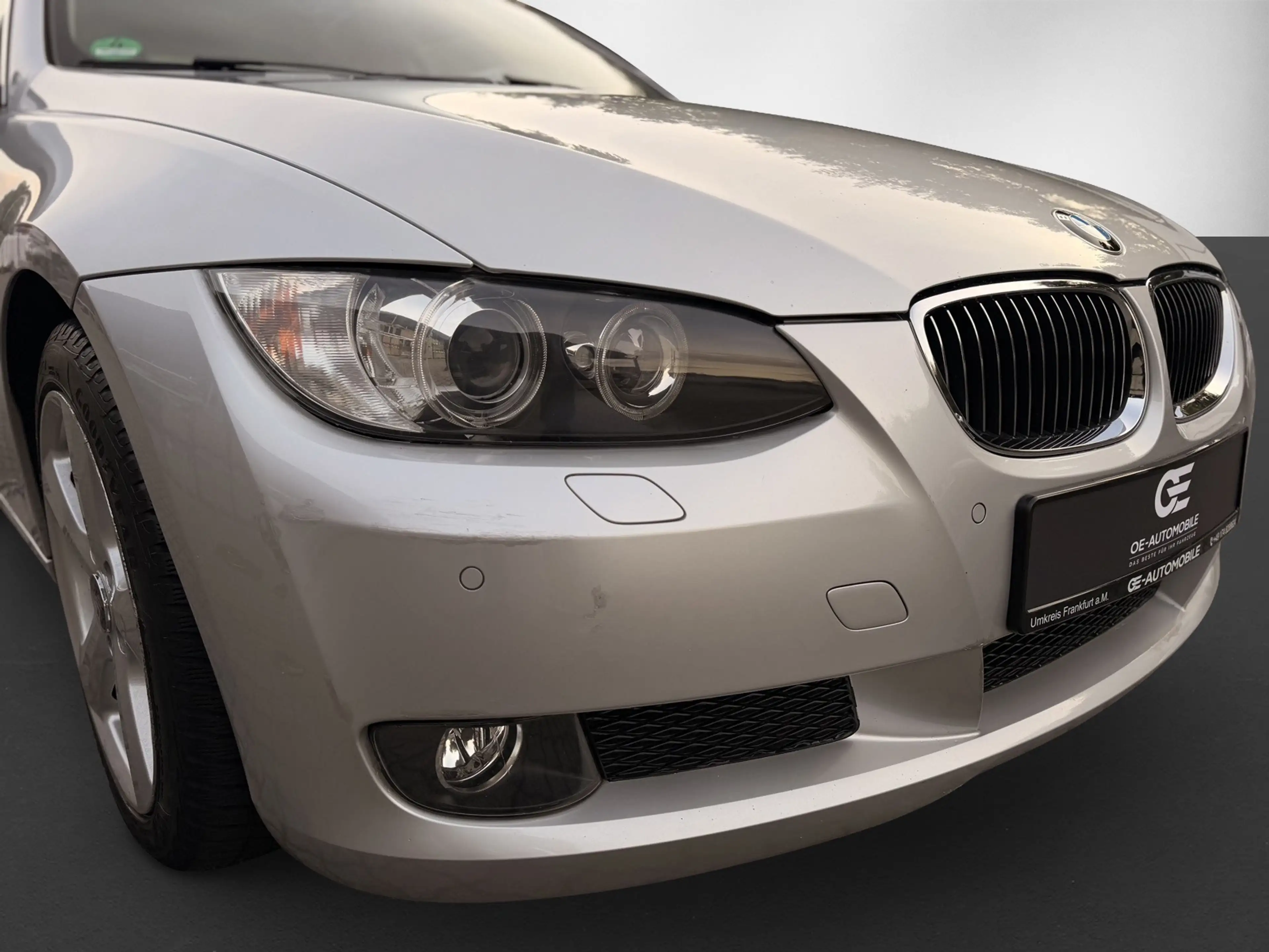 BMW 325 325 i *Autom.*Standheiz.*8-Fach*AHK*SHZ*PDC*TÜV* — photo 4