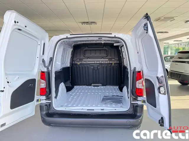 Peugeot Partner view 15