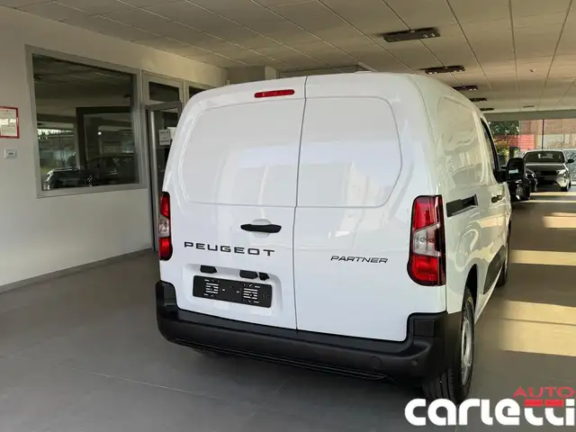 Peugeot Partner view 6