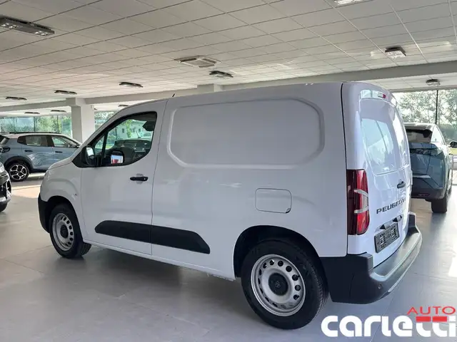 Peugeot Partner view 4