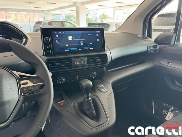 Peugeot Partner view 14
