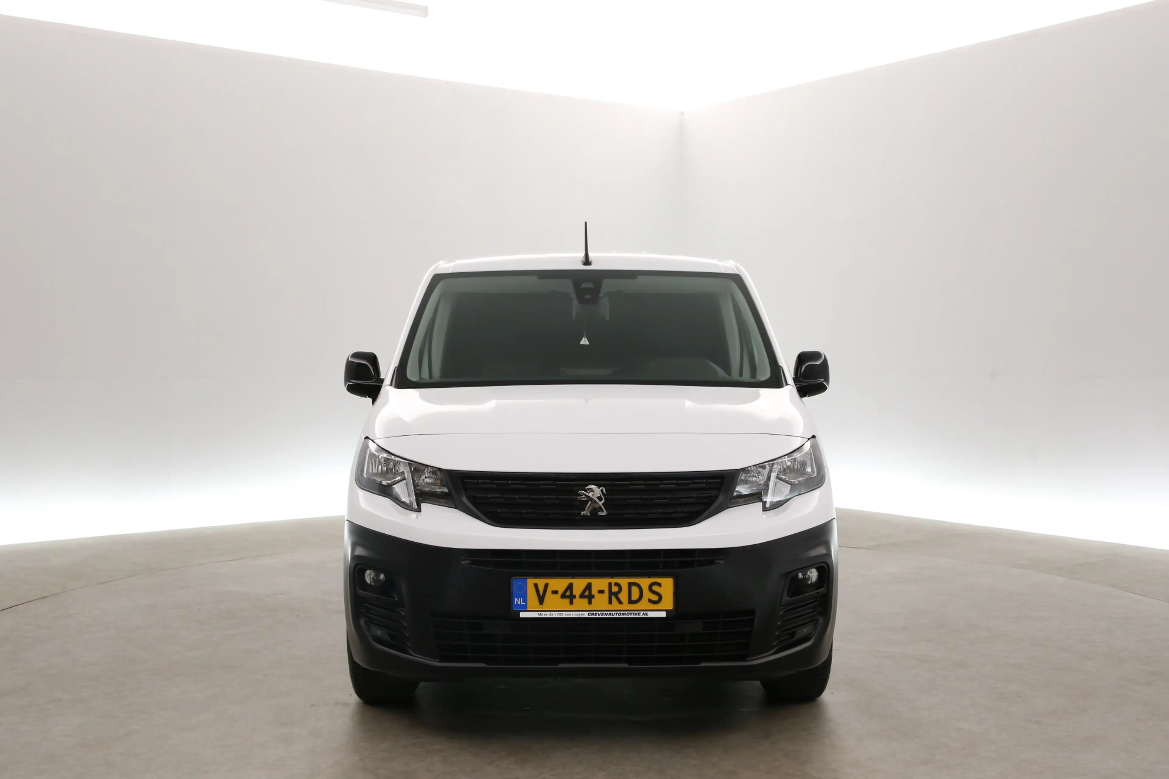 Peugeot Partner e-Partner 136pk 50 kWh | Snelladen | SOH 94% | Air — photo 9