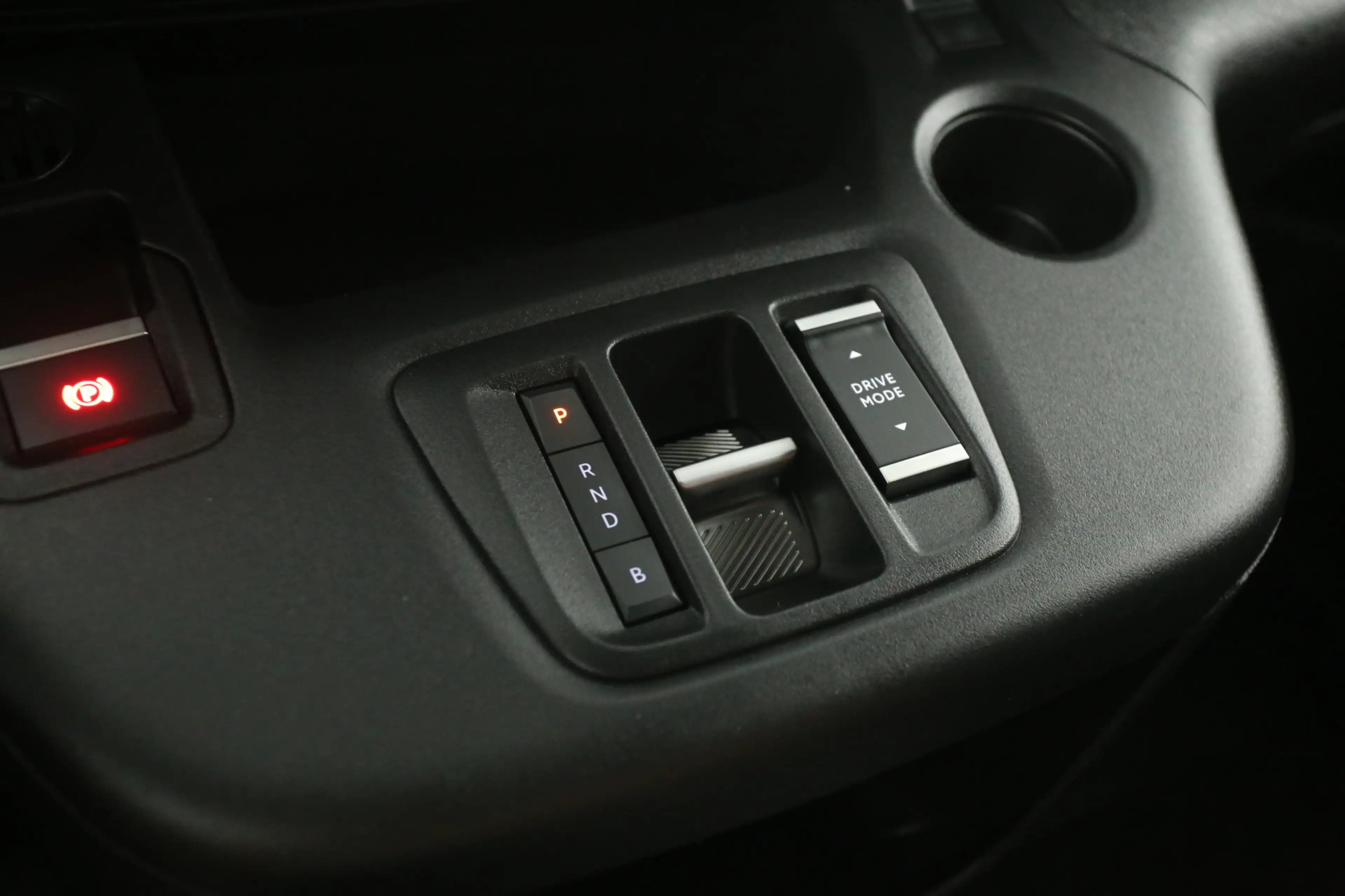 Peugeot Partner e-Partner 136pk 50 kWh | Snelladen | SOH 94% | Air — photo 17