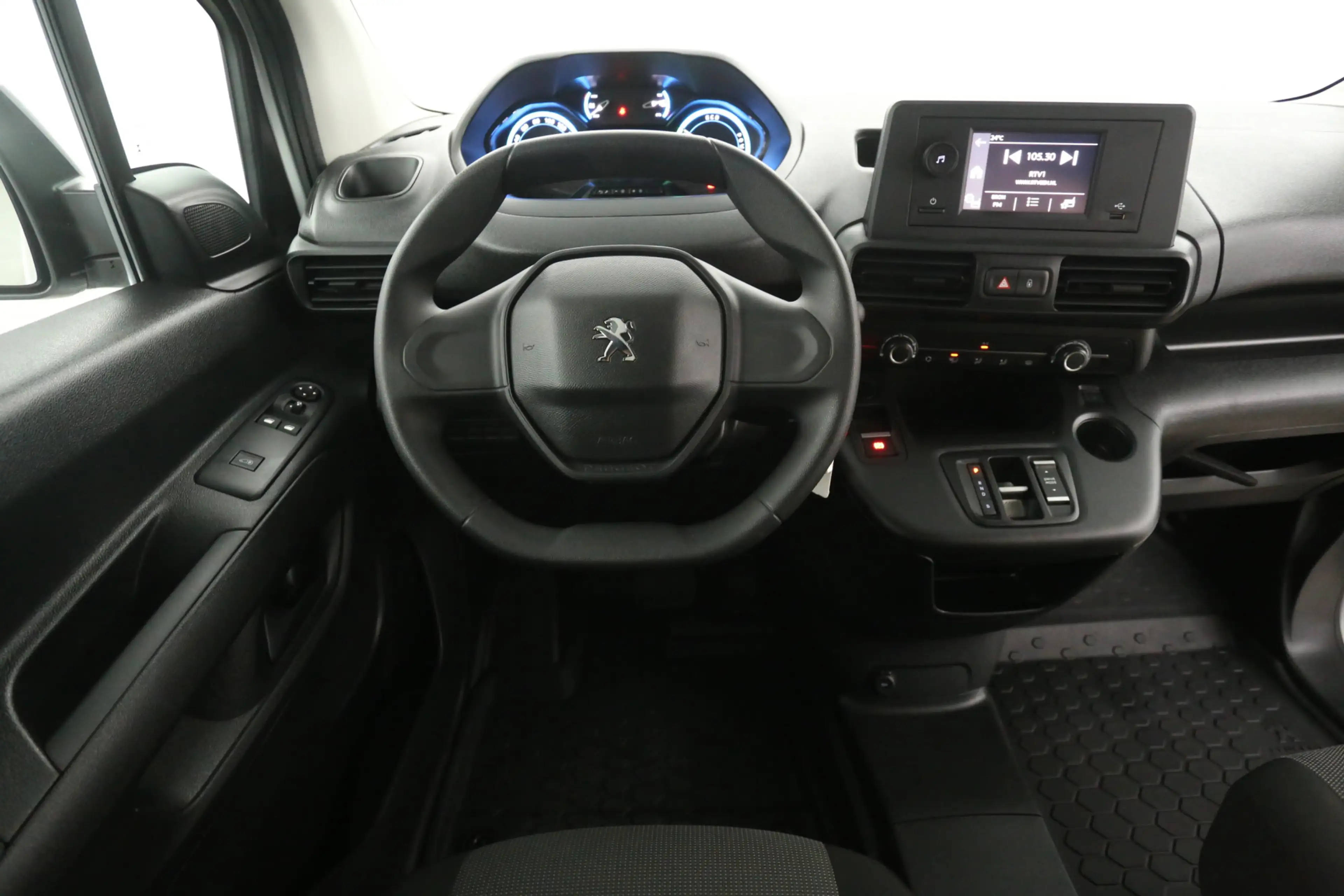 Peugeot Partner e-Partner 136pk 50 kWh | Snelladen | SOH 94% | Air — photo 2