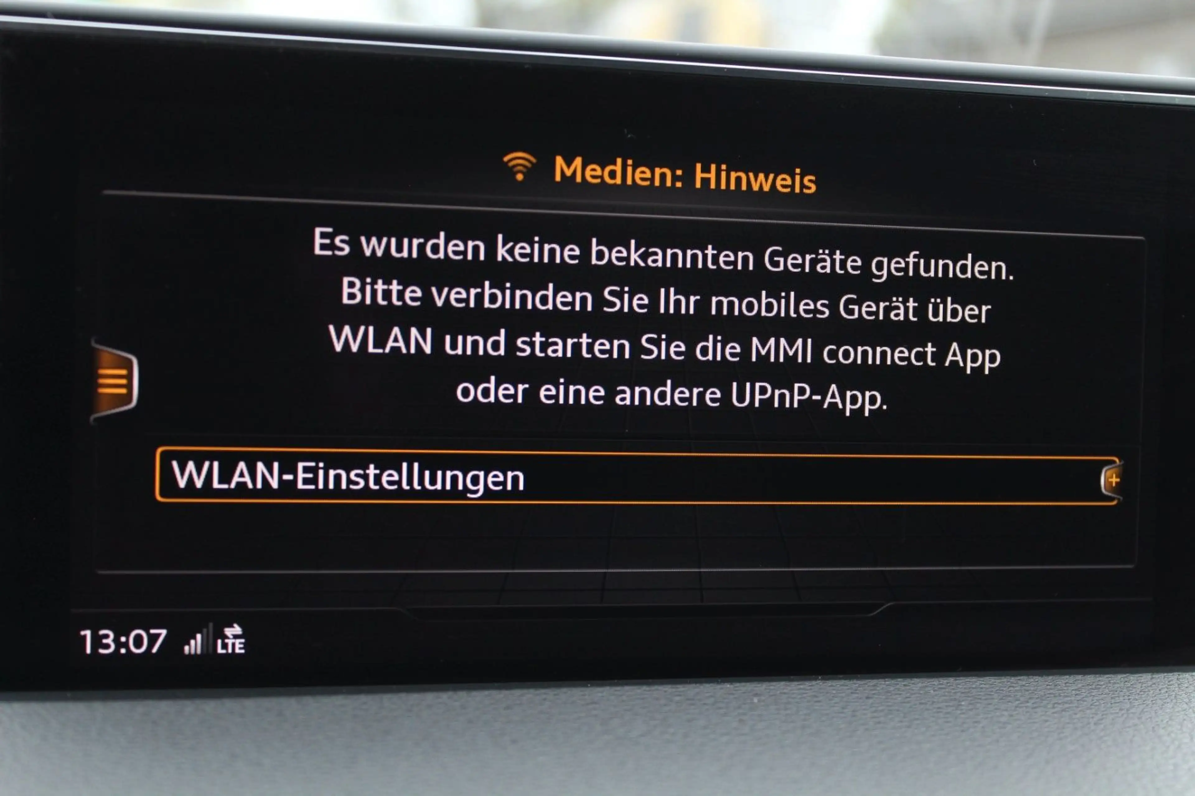 Audi Q7 1.HAND! 7-Sitzer 4xSHZ AHK KAM LEDER MMI+ DVD — photo 21