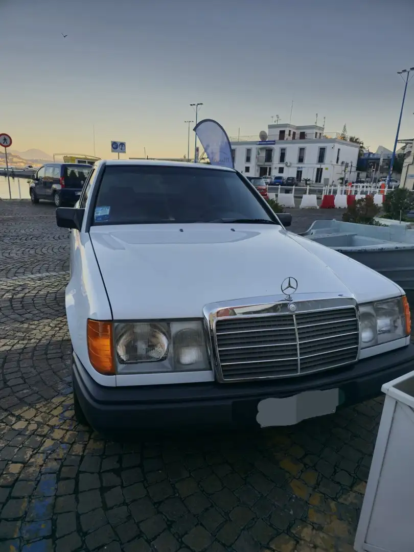 Mercedes-Benz E 200 (124) - 2