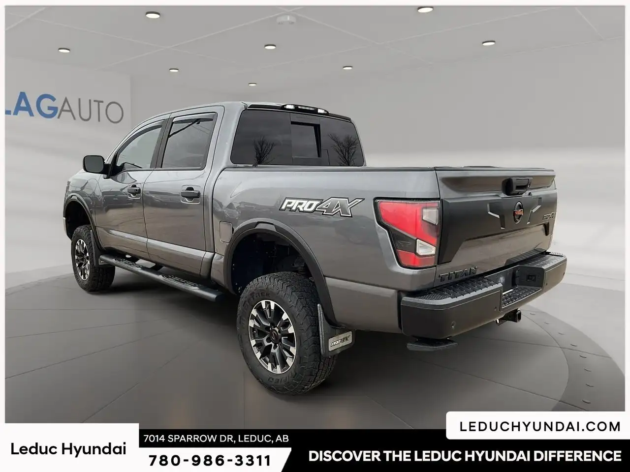 Nissan Titan снимка Nissan Titan