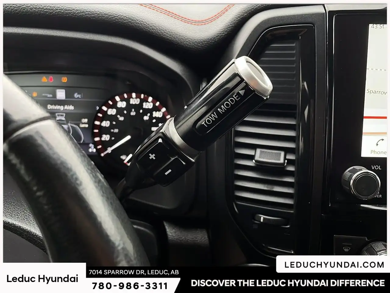 Nissan Titan снимка Nissan Titan