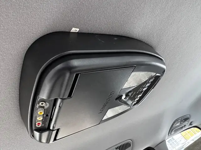 Kia Carnival view 4