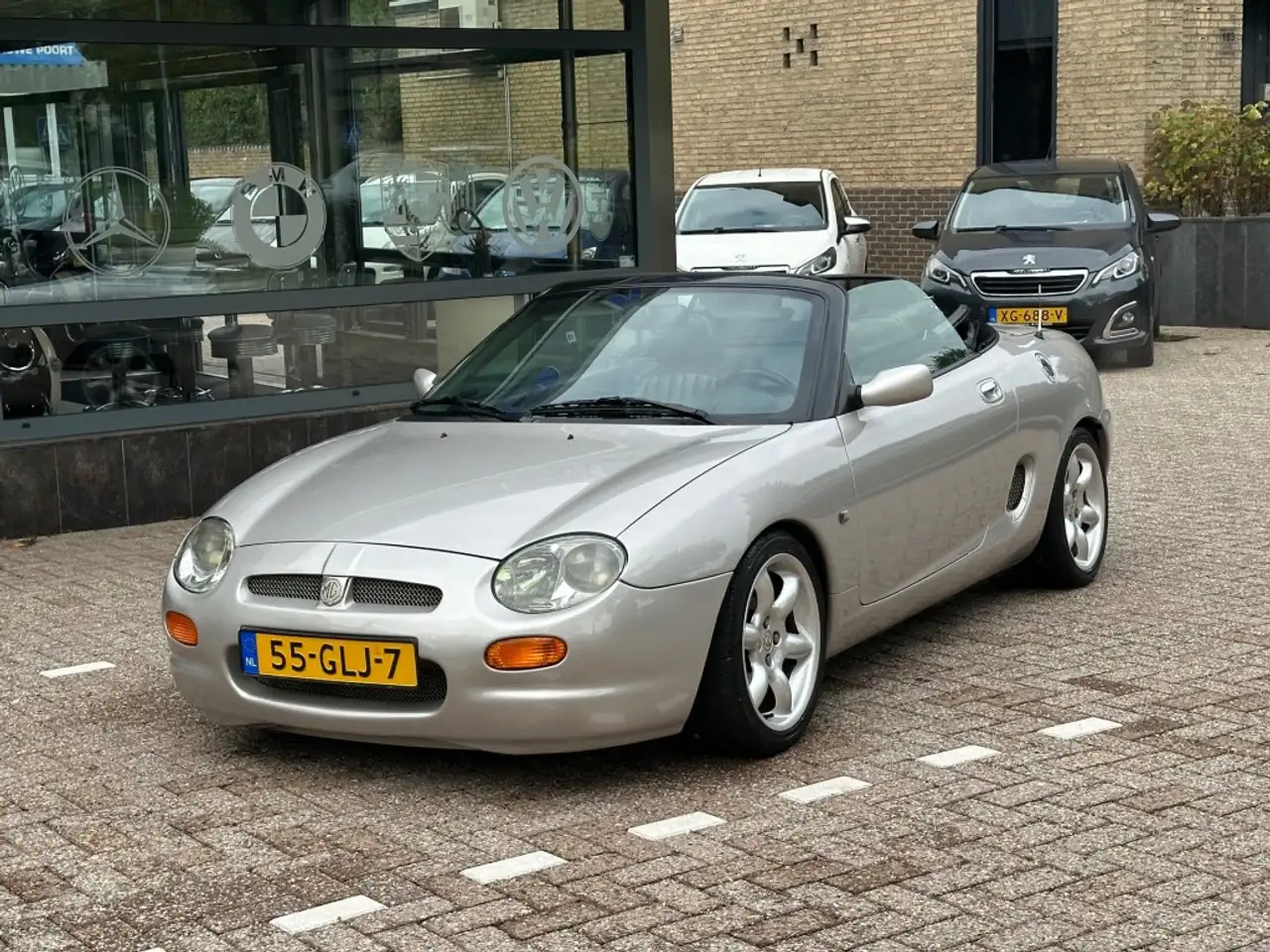 MG MGF 1.8I cabrio Leer Stoelverw., foto 4
