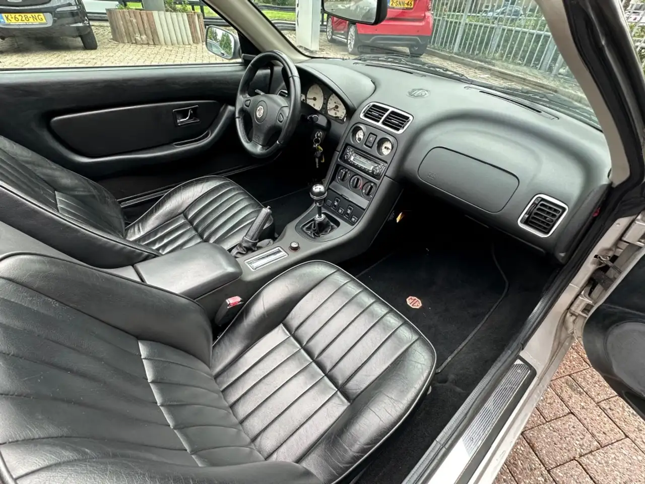 MG MGF 1.8I cabrio Leer Stoelverw., foto 11