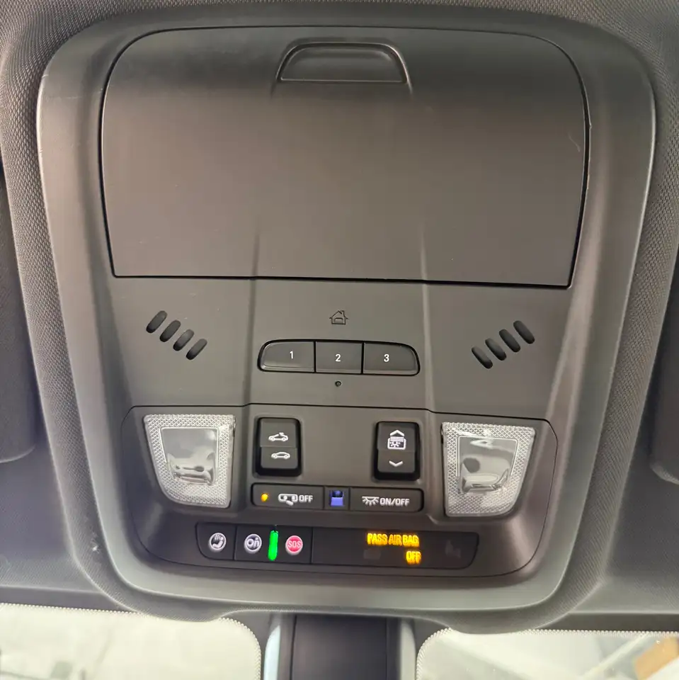 Chevrolet Equinox photo Chevrolet Equinox