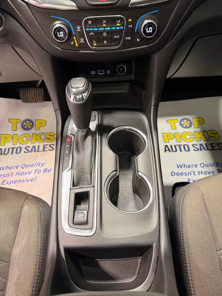 Chevrolet Equinox photo Chevrolet Equinox