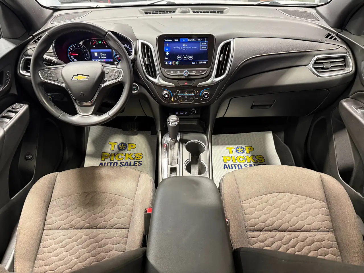 Chevrolet Equinox photo Chevrolet Equinox