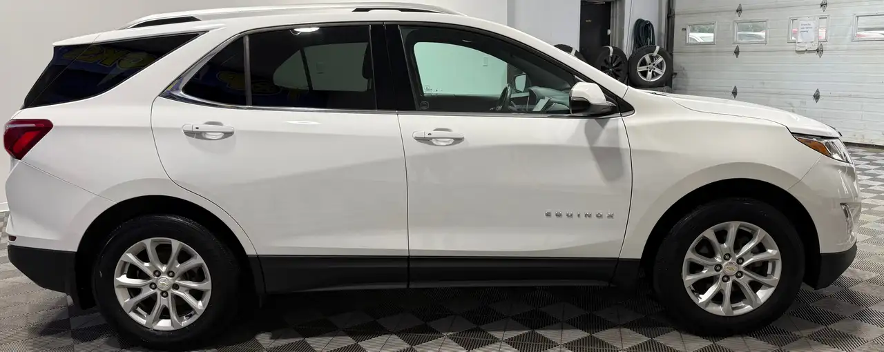 Chevrolet Equinox photo Chevrolet Equinox