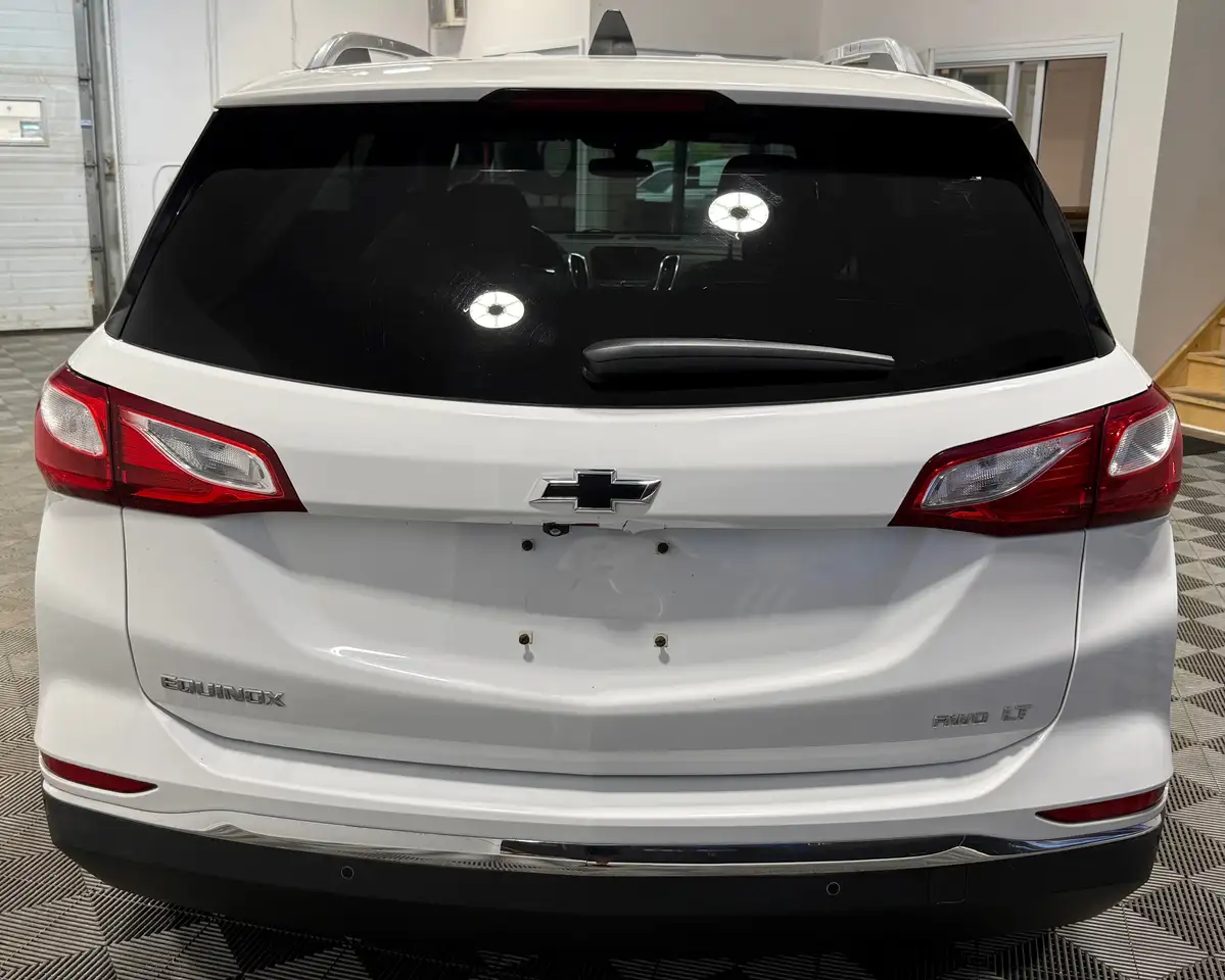Chevrolet Equinox photo Chevrolet Equinox