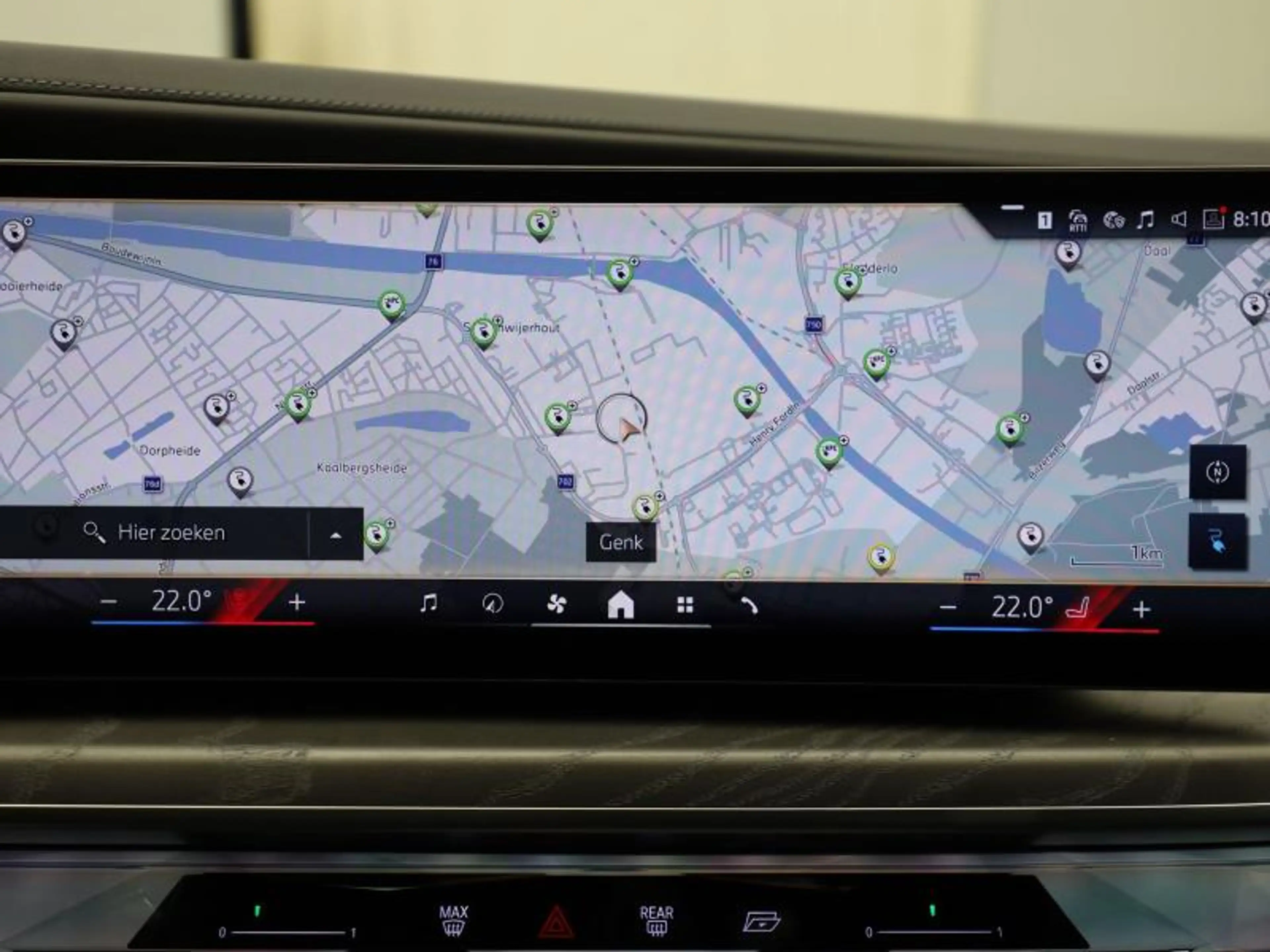 BMW i7 UNIEK - FROZEN MARINA BAY - MEGA FULL — photo 12
