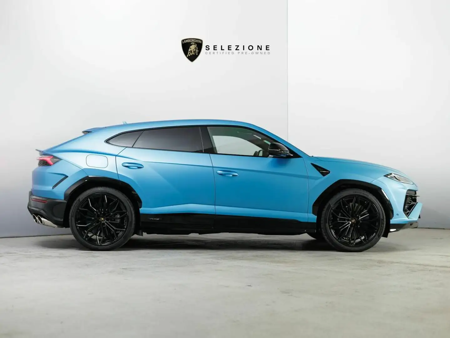 Lamborghini Urus SE Blau - 2