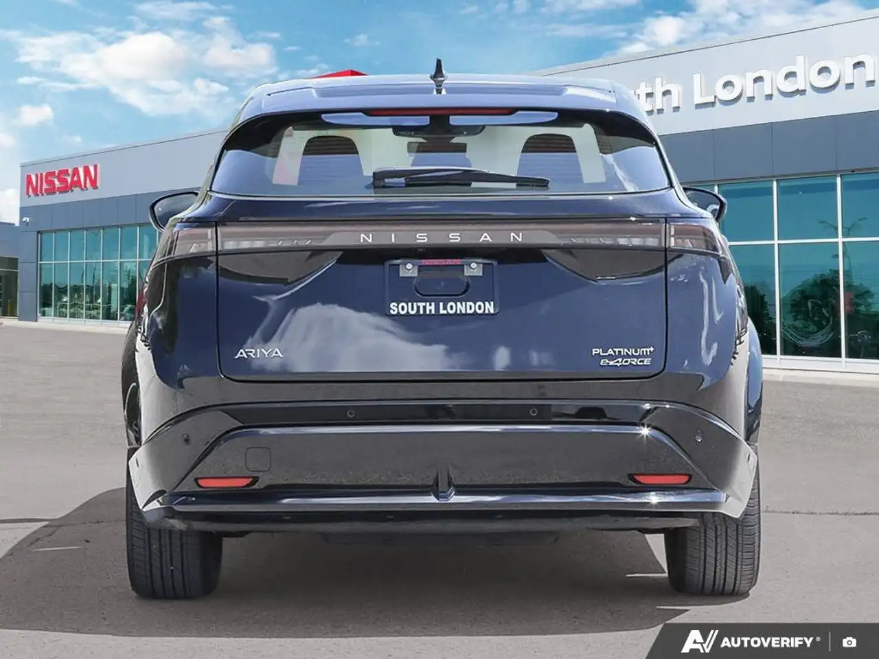 Nissan Ariya снимка Nissan Ariya