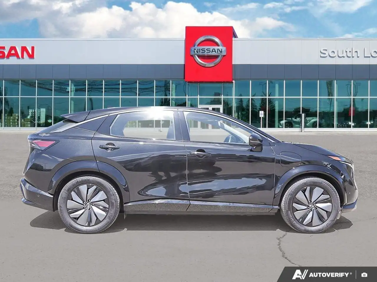 Nissan Ariya снимка Nissan Ariya