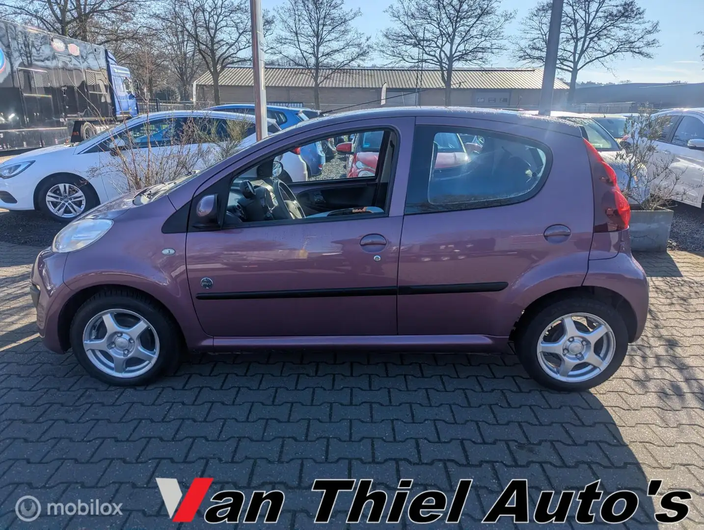 Peugeot 107 1.0 Envy airco 5drs Violett - 2