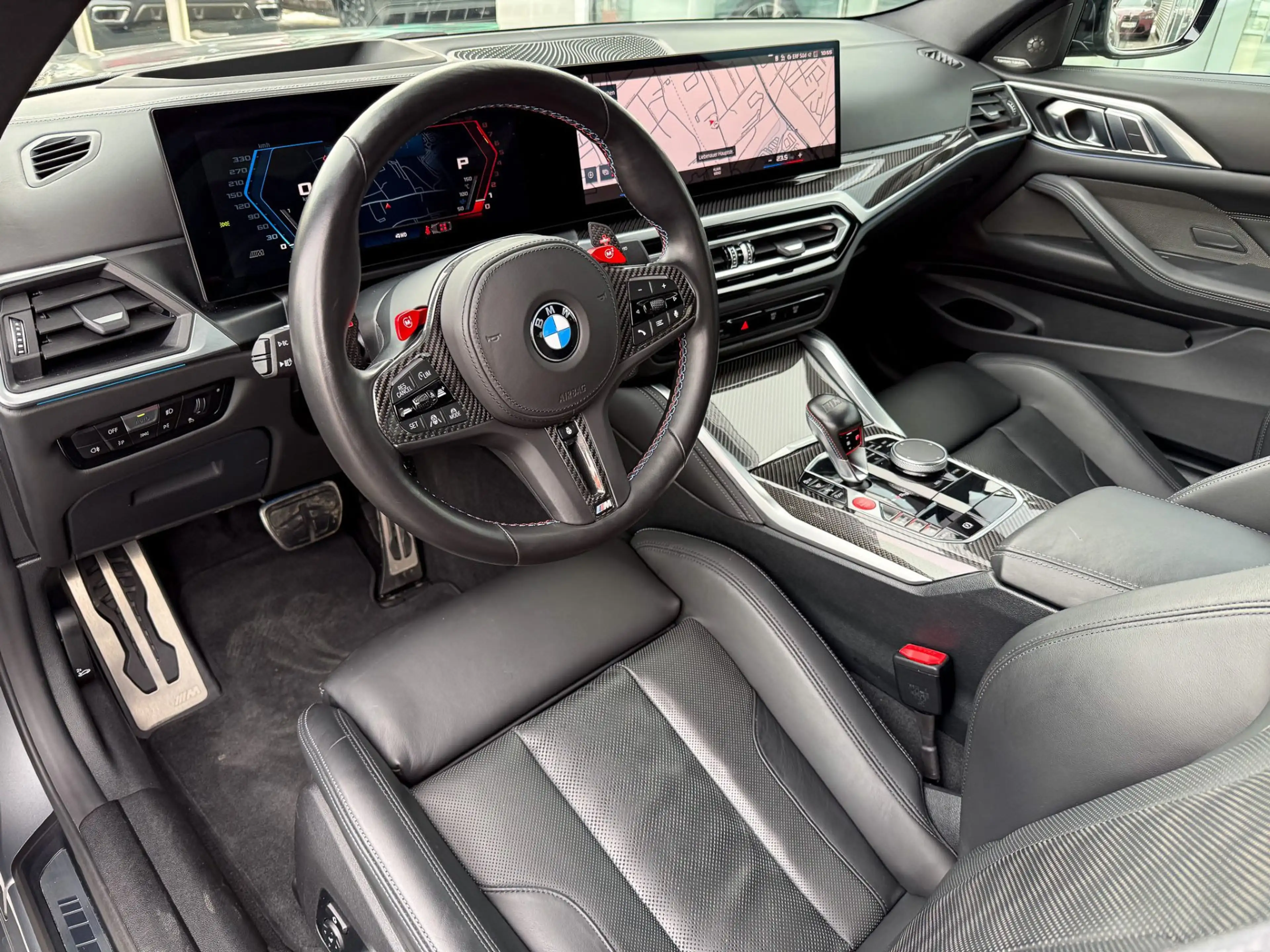 BMW M4 Competition M xDrive — photo 8