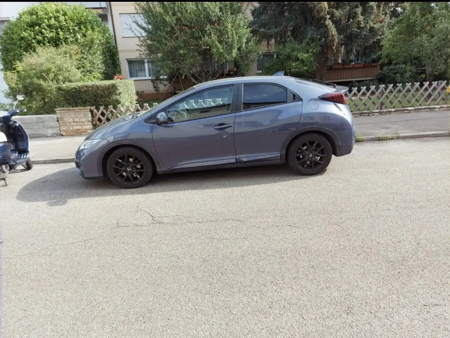 Honda Civic 1.8 i-VTEC S - 1