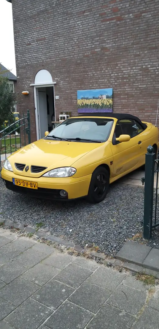 Renault Megane 1.6-16V Sport automaat Geel - 1