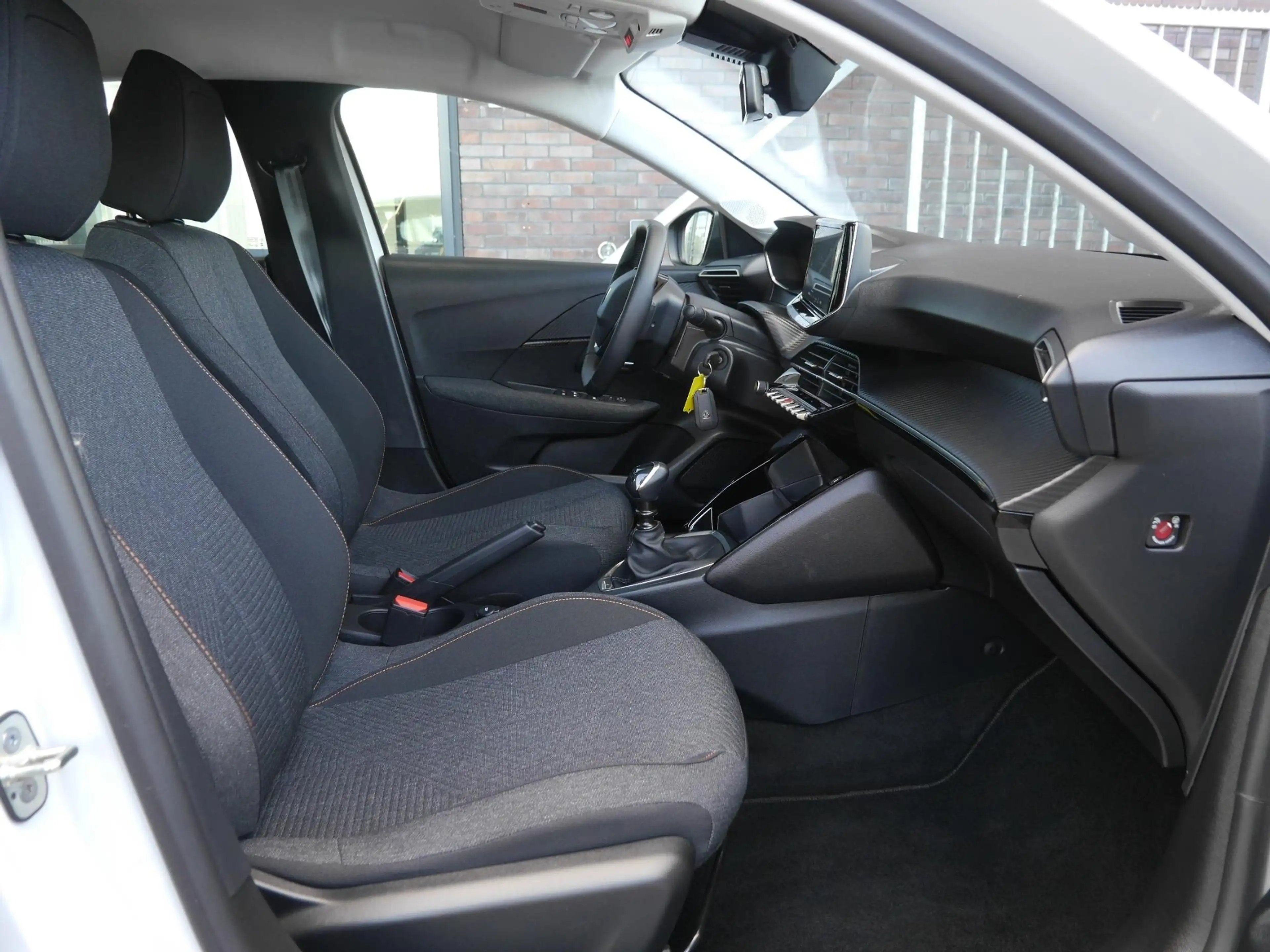 Peugeot 208 1.2 PureTech 100 Style | Lage km.stand | Airco | C — photo 12